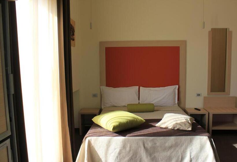 Номер Superior, 33 Baroni