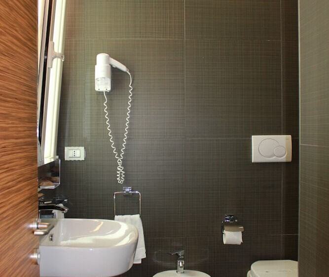 Номер Стандарт Индивидуальный, 33 Baroni