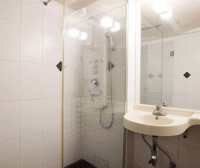 Camera Standard, Angel