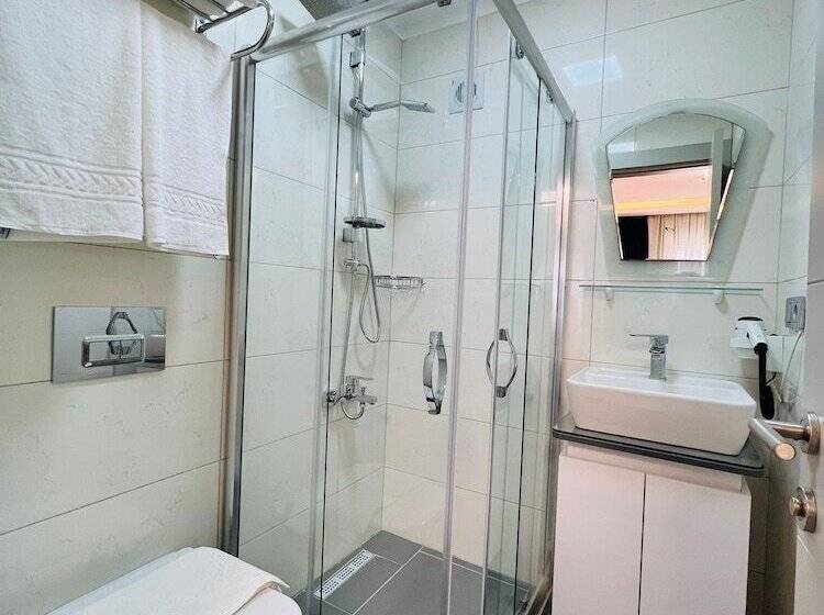 スタンダードルーム, Apex