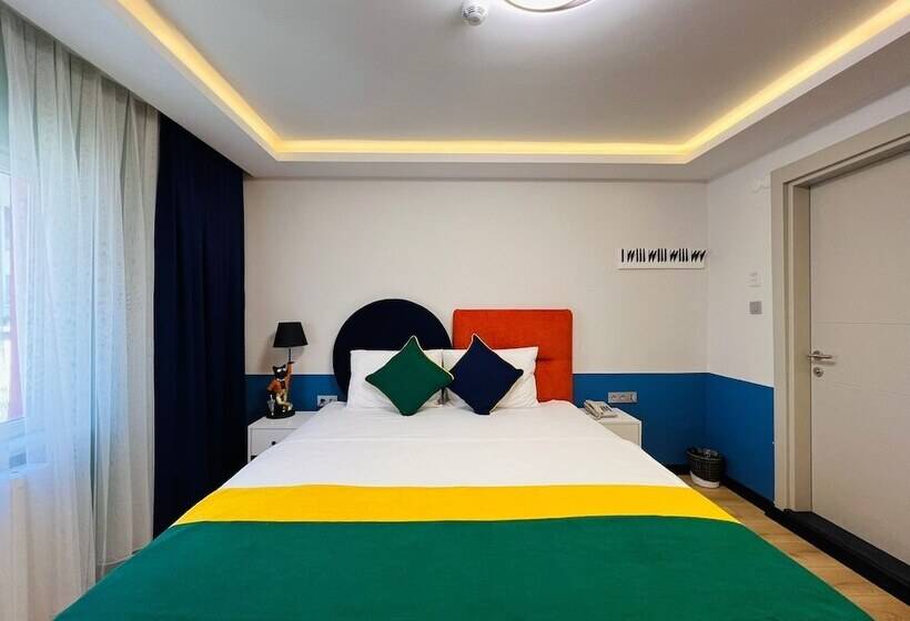 スタンダードルーム, Apex