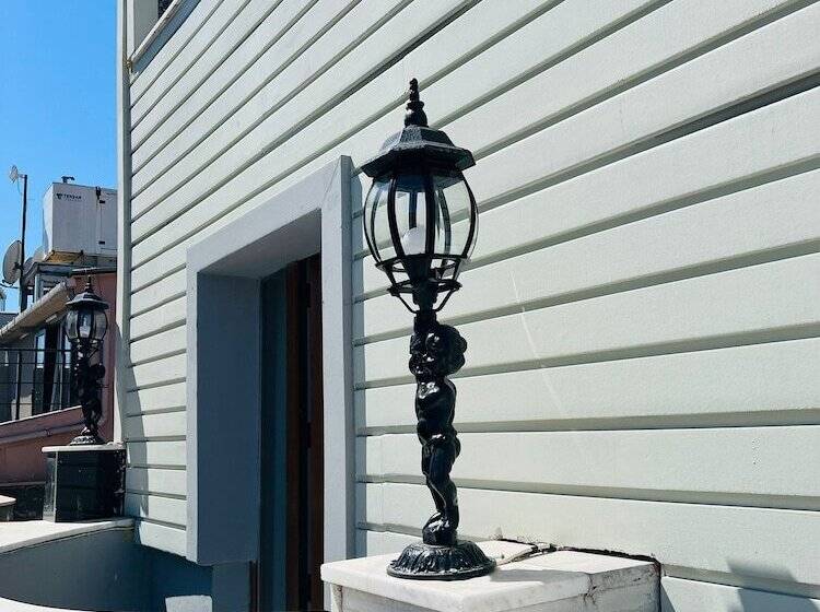 バルコニー付きスタンダードルーム, Apex