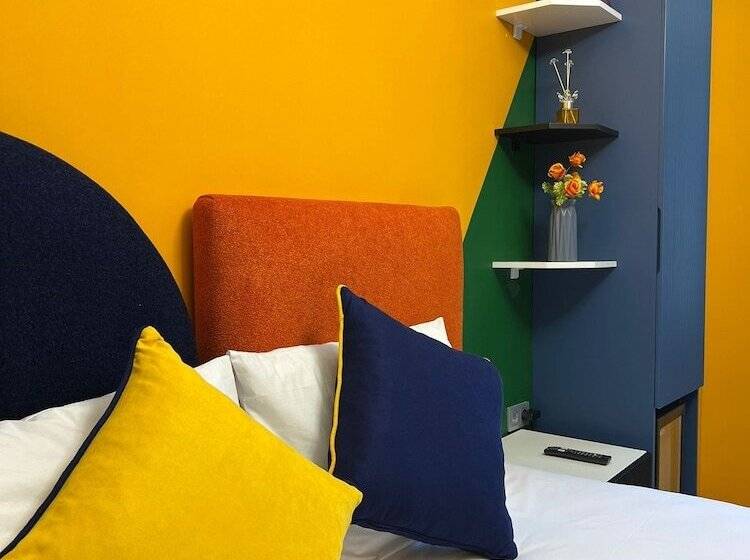 バルコニー付きスタンダードルーム, Apex