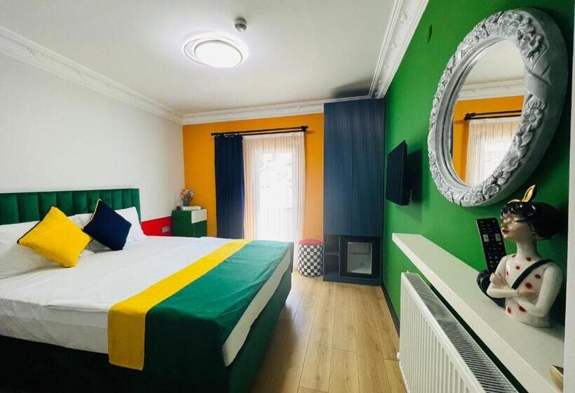 バルコニー付きスタンダードルーム, Apex