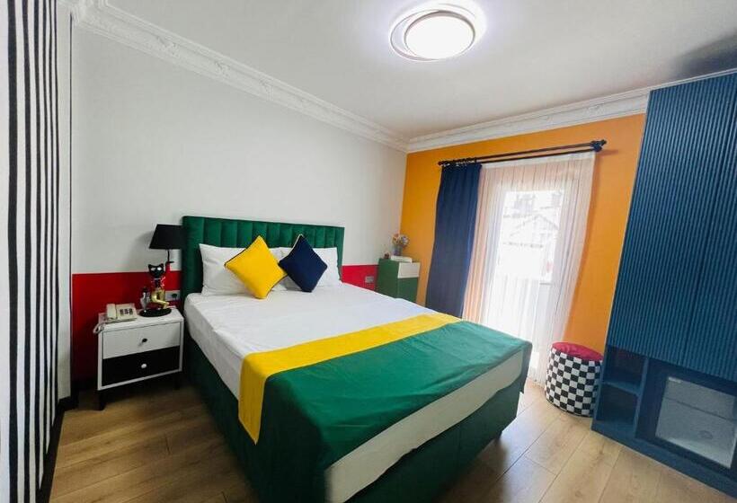 バルコニー付きスタンダードルーム, Apex