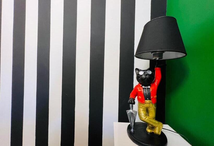 エコノミールーム, Apex