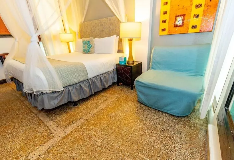 اتاق لوکس, Casablanca
