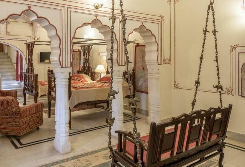 标准间, Castle Mandawa