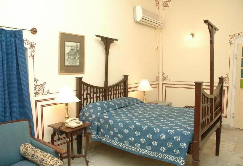 标准间, Castle Mandawa