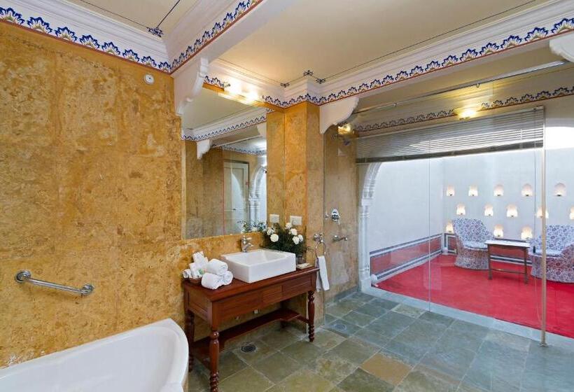 豪华套房, Castle Mandawa