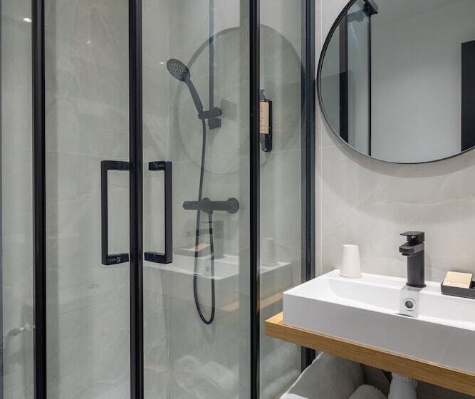 スタンダードシングルルーム, Hôtel Bristol Union Intra Muros