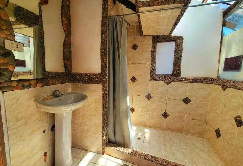 اتاق استاندارد یک نفره, Logde Casa De Campo & Retreat Center