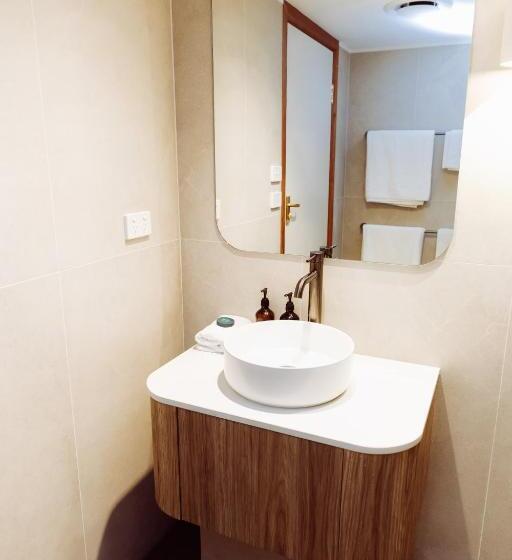 חדר דלוקס לשלושה, Prairie