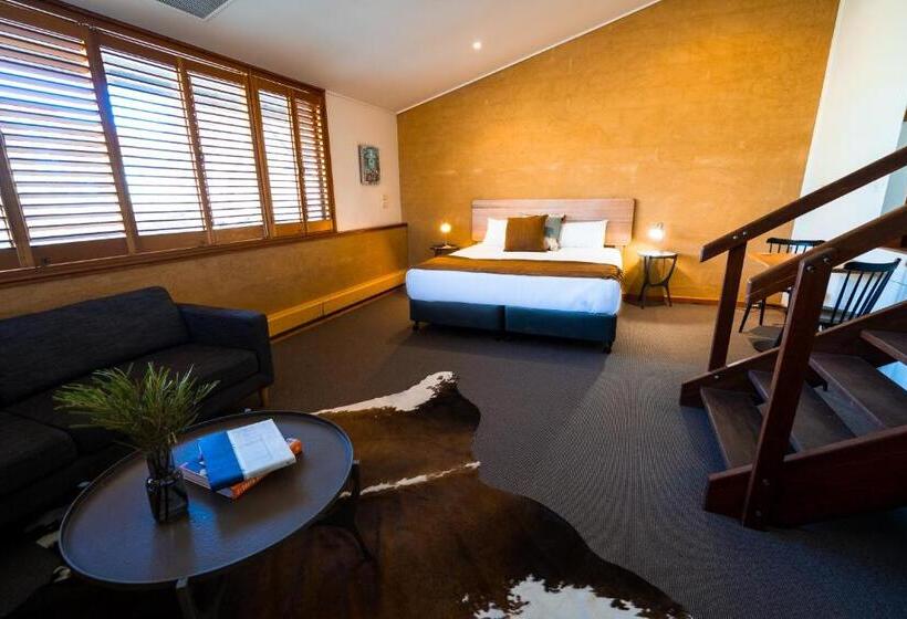 סוויטה אקזקיוטיב, Prairie