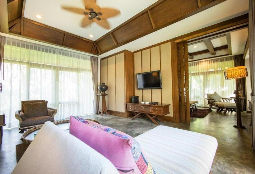 וילה עם חדר שינה אחד ובריכת שחיה, Sibsan Resort & Spa Maetaeng Sha