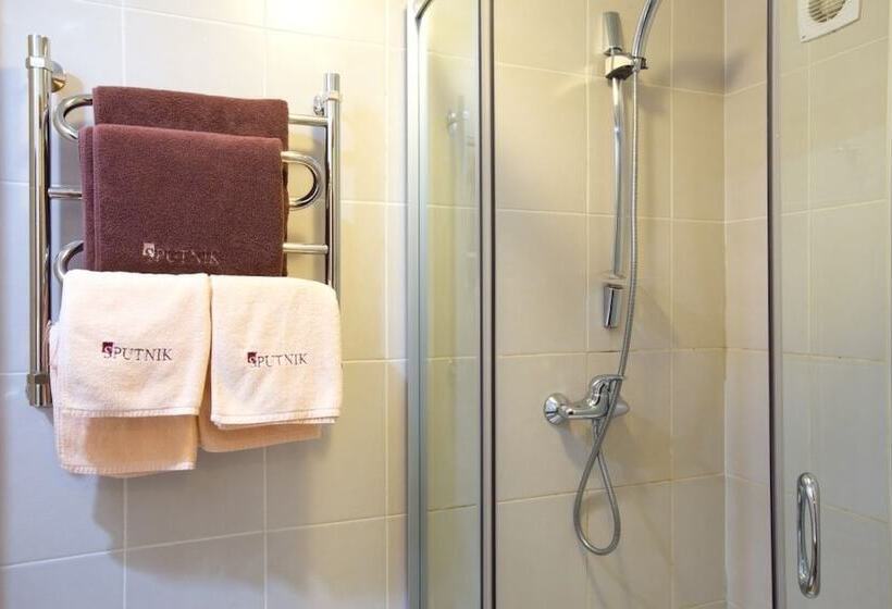 غرفة ديلوكس, Sputnik