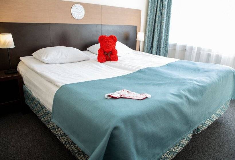 غرفة ديلوكس, Sputnik