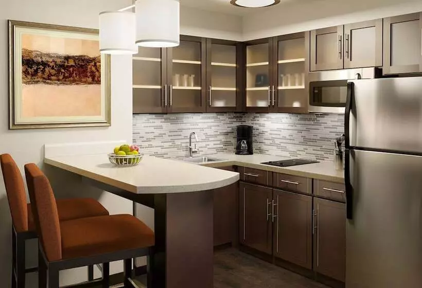 スイート, Staybridge Suites Bismarck, An Ihg