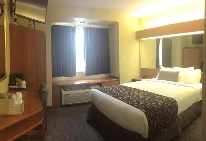 身障者適用スタンダードルーム, Microtel Inn & Suites Beckley East