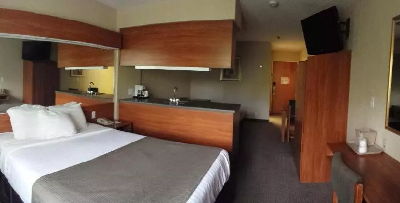 スタンダードスタジオ, Microtel Inn & Suites Beckley East