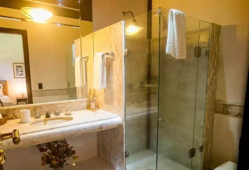 スタンダードスタジオ, Pousada Parador Santarém
