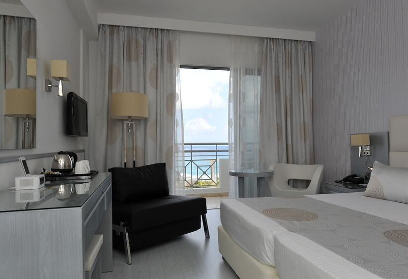 Номер Стандарт Вид на Море, St George Beach Hotel & Spa Resort