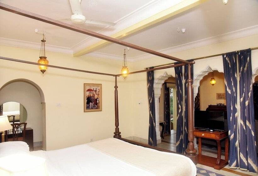Номер Deluxe, The Desert Resort