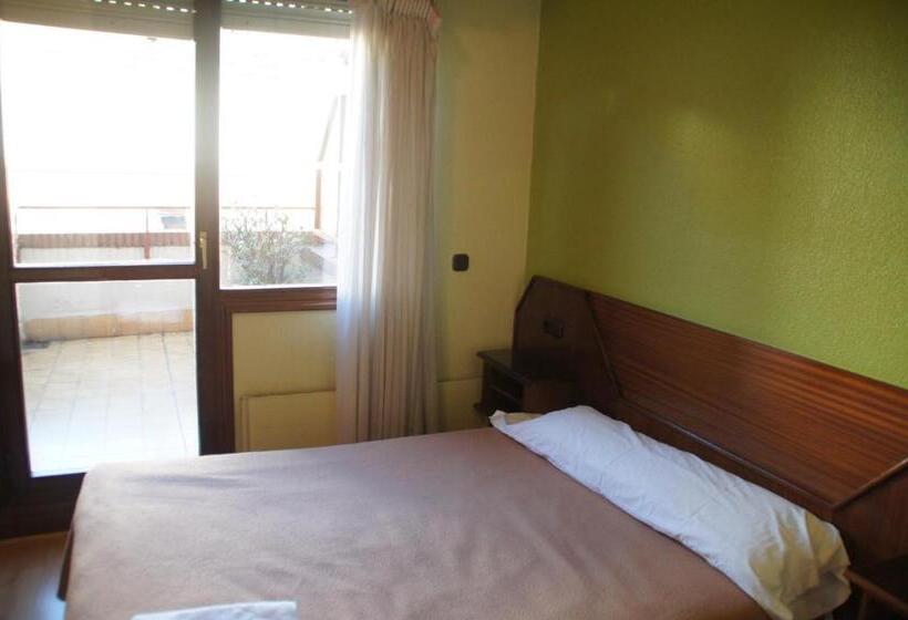 Номер Стандарт, Moon Hostel Bio