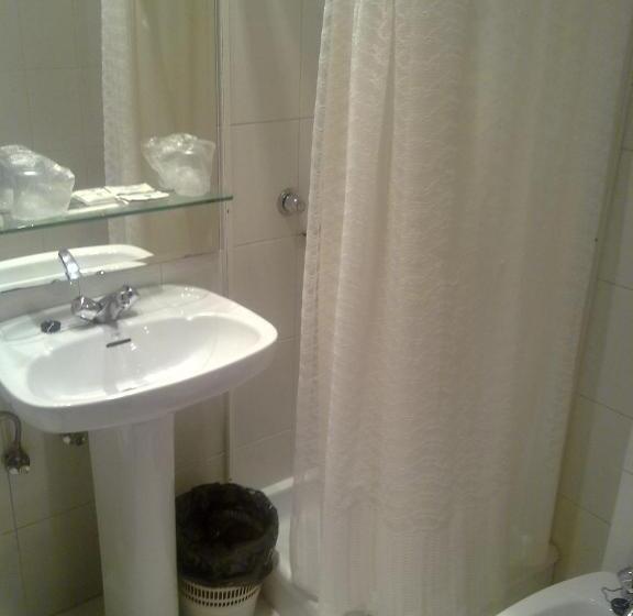 Номер Стандарт с Койками, Moon Hostel Bio