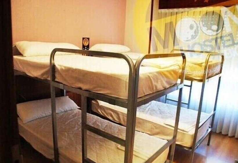 اتاق استاندارد چهار تخته, Moon Hostel Bio