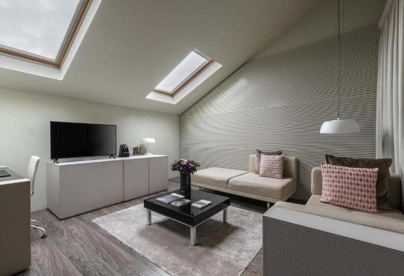 Suite con Terrazza, 9hotel Mercy