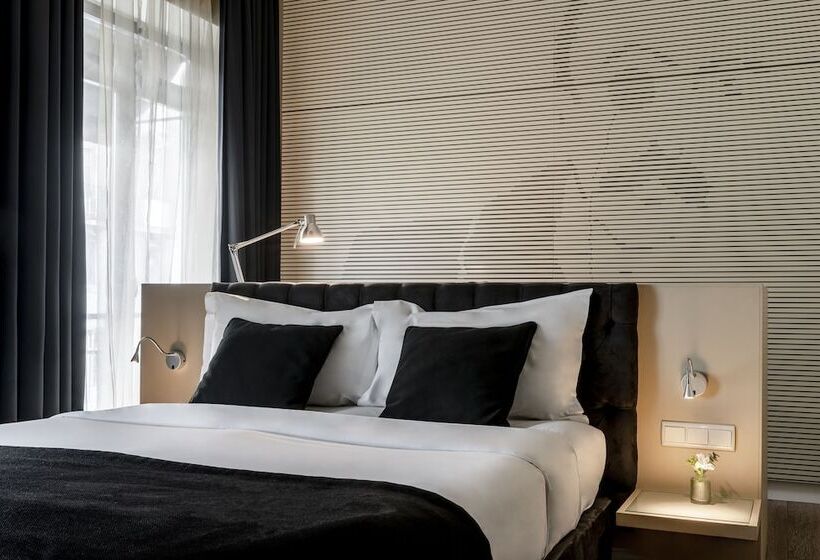 Camera Executive, 9hotel Mercy