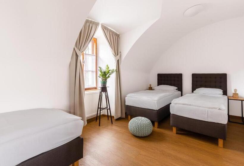 Quarto Triplo Estandar, Baroko