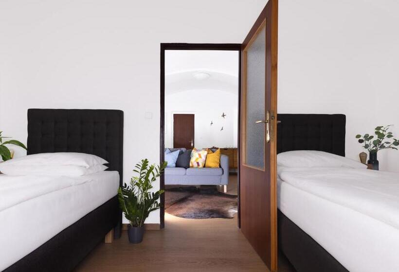 اتاق سوپریور چهار تخته, Baroko