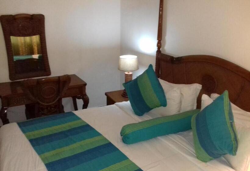 スイート, Chateau Sans Souci