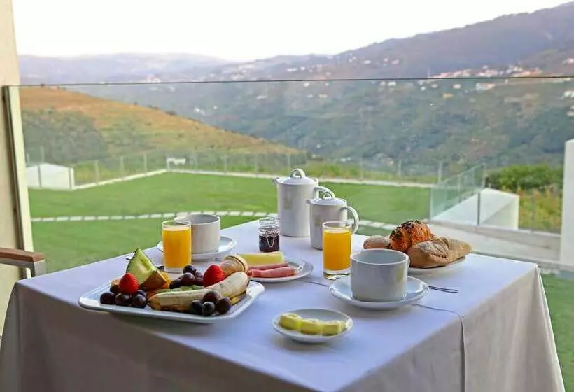 マウンテンビュースタンダードルーム, Douro Scala