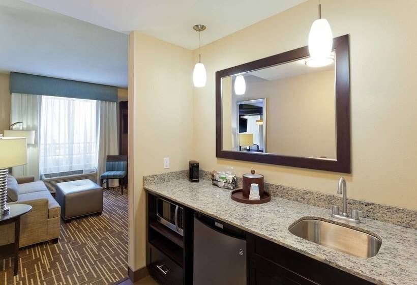 スタンダードスタジオ, Hampton Inn & Suites Denver/airportgateway Park