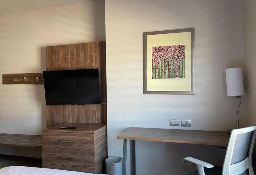 ２ダブルベッドのスタンダードルーム, Holiday Inn Express Guaymas, An Ihg