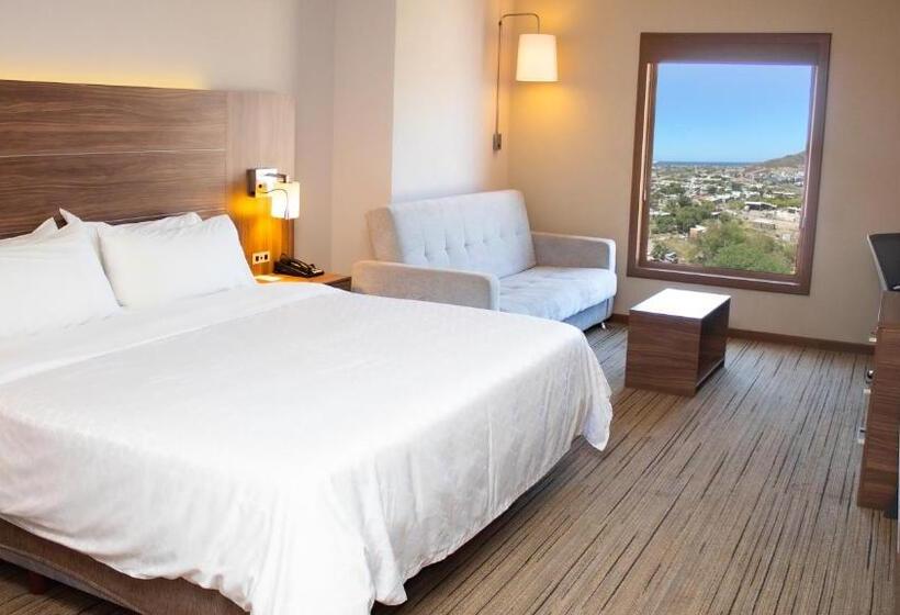 סוויטת פנטהאוז, Holiday Inn Express Guaymas, An Ihg