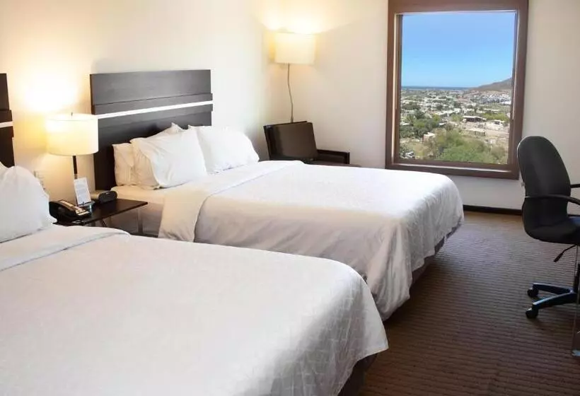 اتاق استاندارد با چشم‌انداز استخر, Holiday Inn Express Guaymas, An Ihg