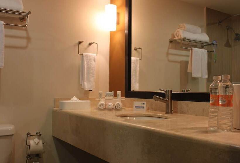 חדר סטנדרט שתי מיטות זוגיות, Holiday Inn Express Guaymas, An Ihg