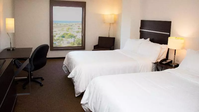 اتاق استاندارد با چشم‌انداز استخر, Holiday Inn Express Guaymas, An Ihg
