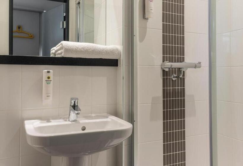 Номер Стандарт, Point A Hotel London Kings Cross – St Pancras