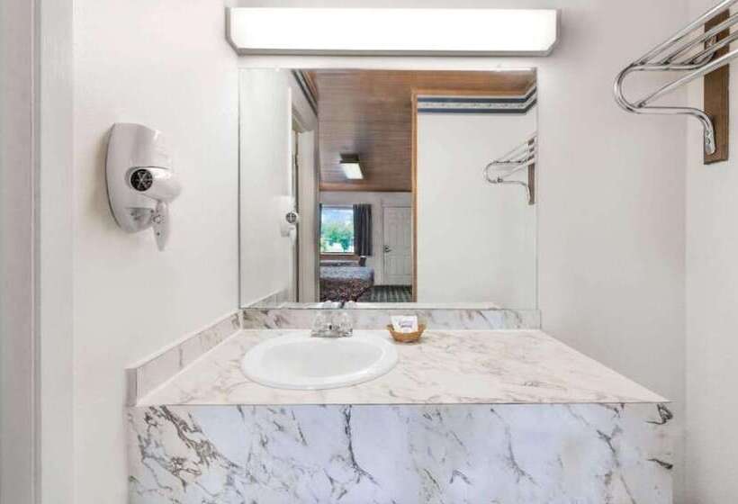 Номер Стандарт 2 Двуспальные Кровати, Post Oak Inn