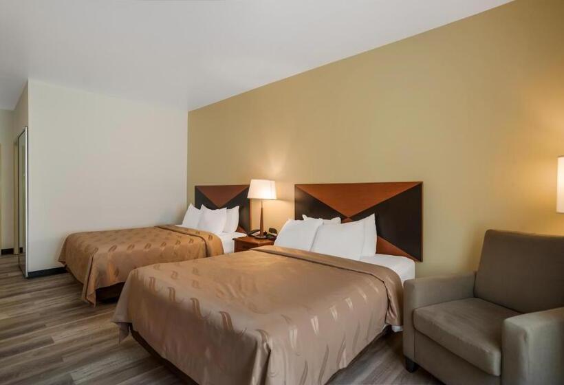 Номер Стандарт, Quality Inn & Suites Chambersburg