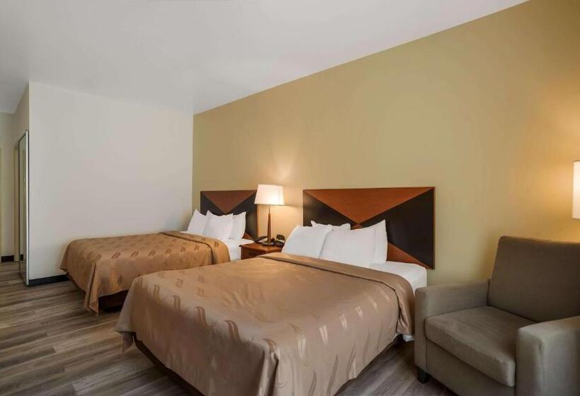 Номер Стандарт, Quality Inn & Suites Chambersburg