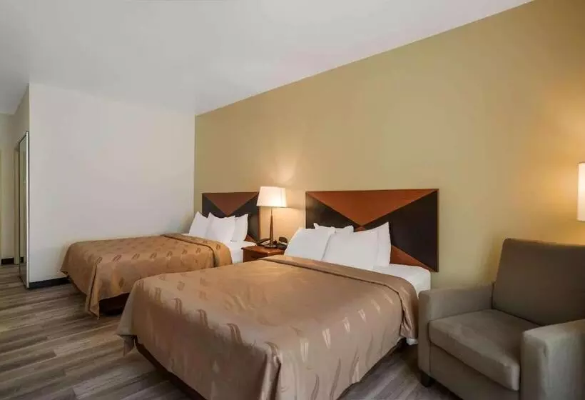 スタンダードルーム, Quality Inn & Suites Chambersburg