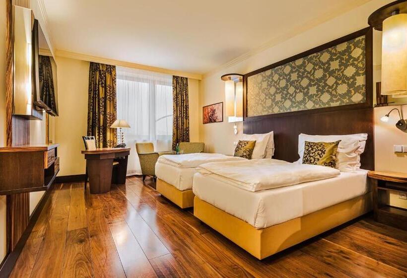 חדר סופריור, Savannah