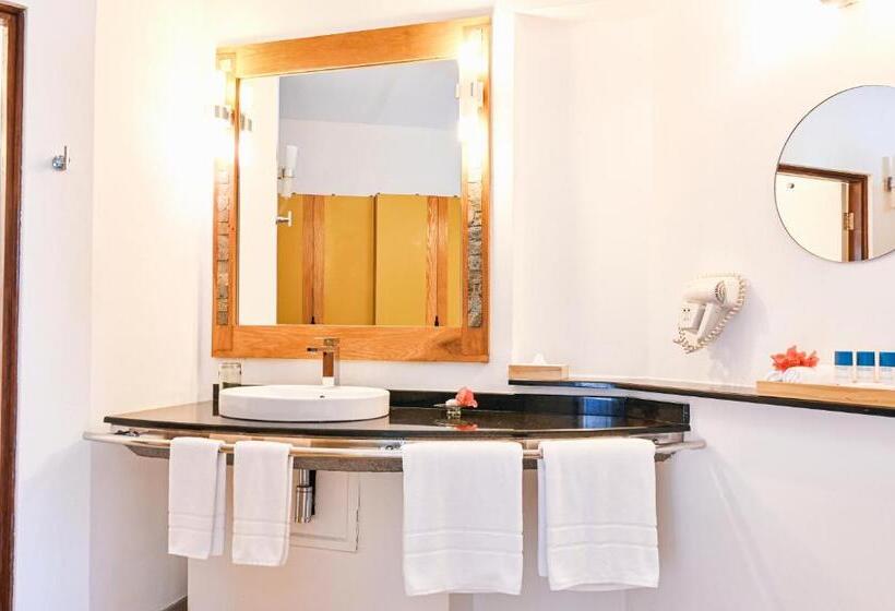 Deluxe Room Garden View, Tamarina Golf & Spa Boutique