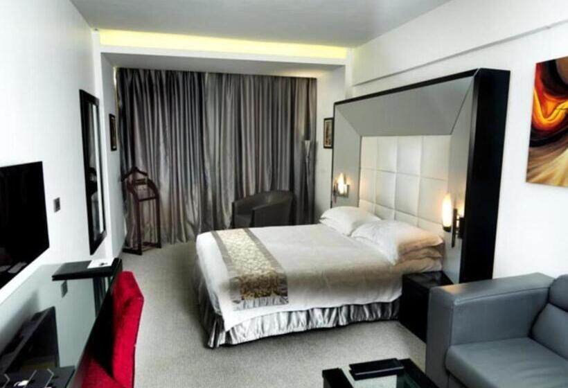 سوییت جونیور, Wh